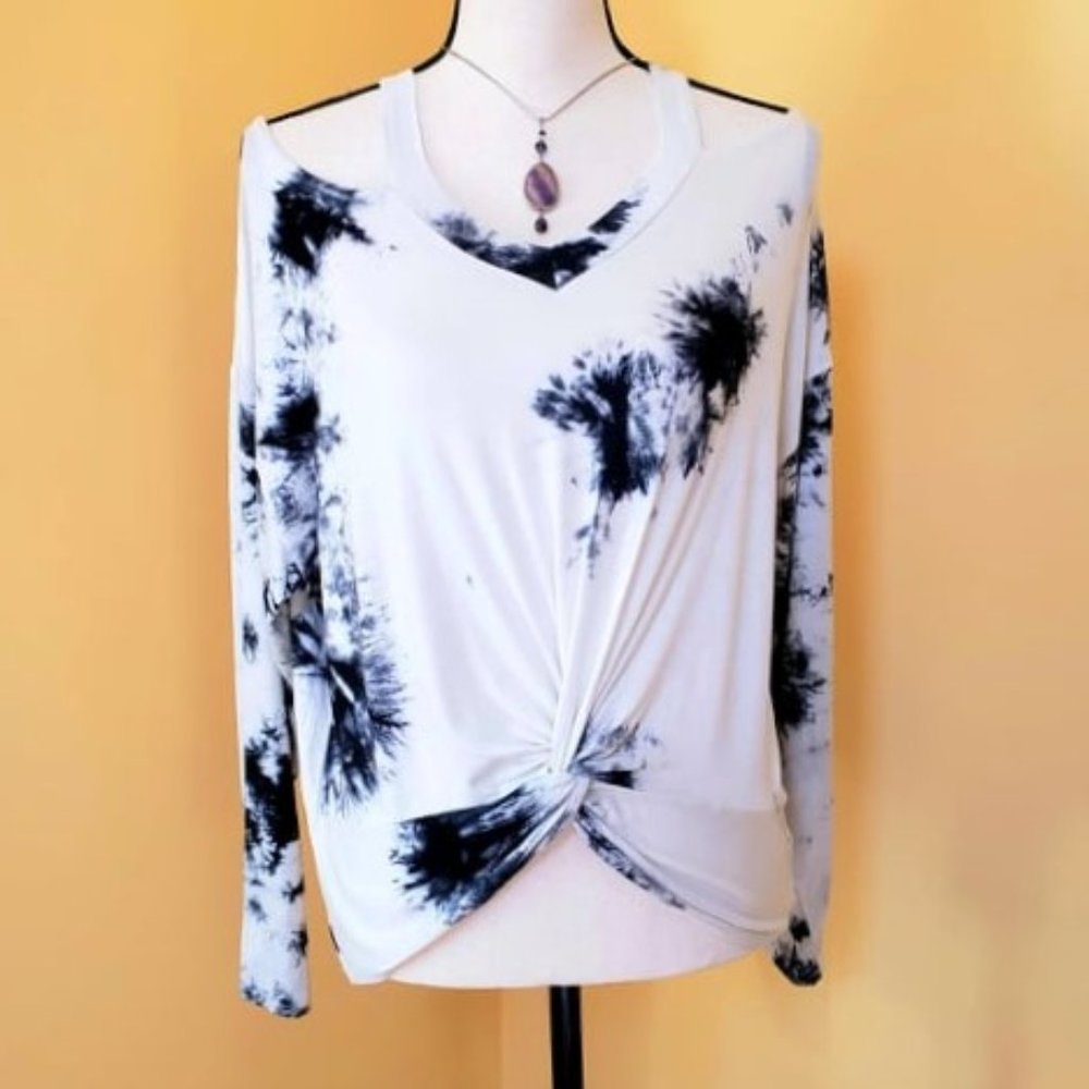 Chic & Unique Tie Dye/Cold Shoulder/Twist Front Top ~ XL~ New!